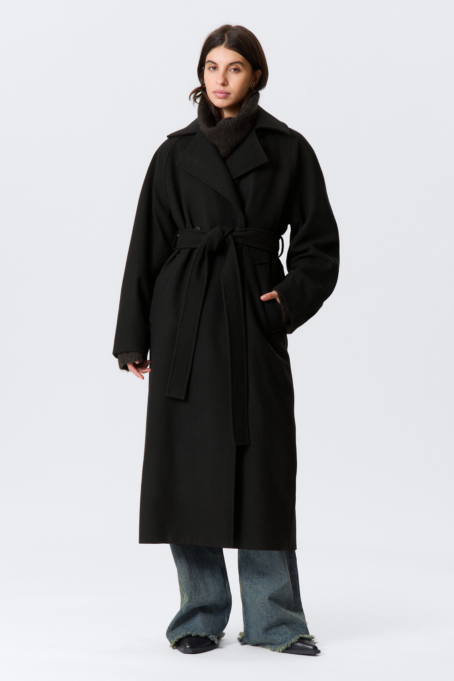 Black Oversized Wool Blended Double Breasted Coat