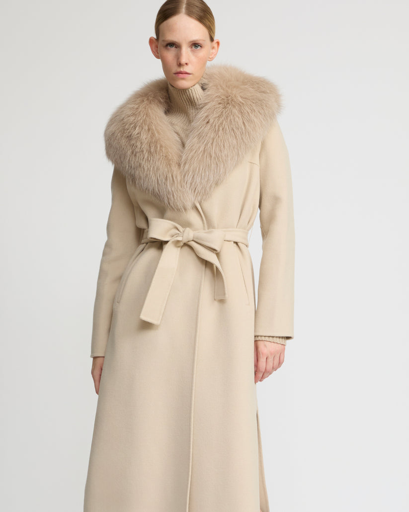 Havira Belted Beige coat in wool with fox fur collar and lapel