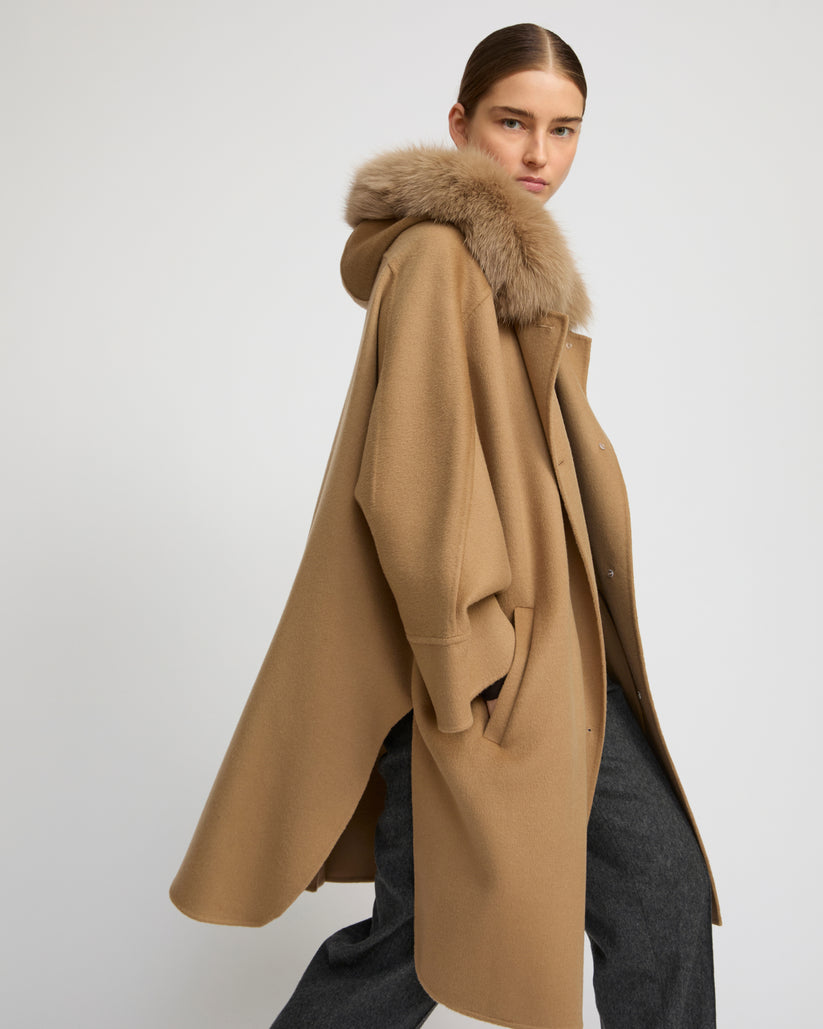 Havira Cashmere blend hooded cape with fox trim