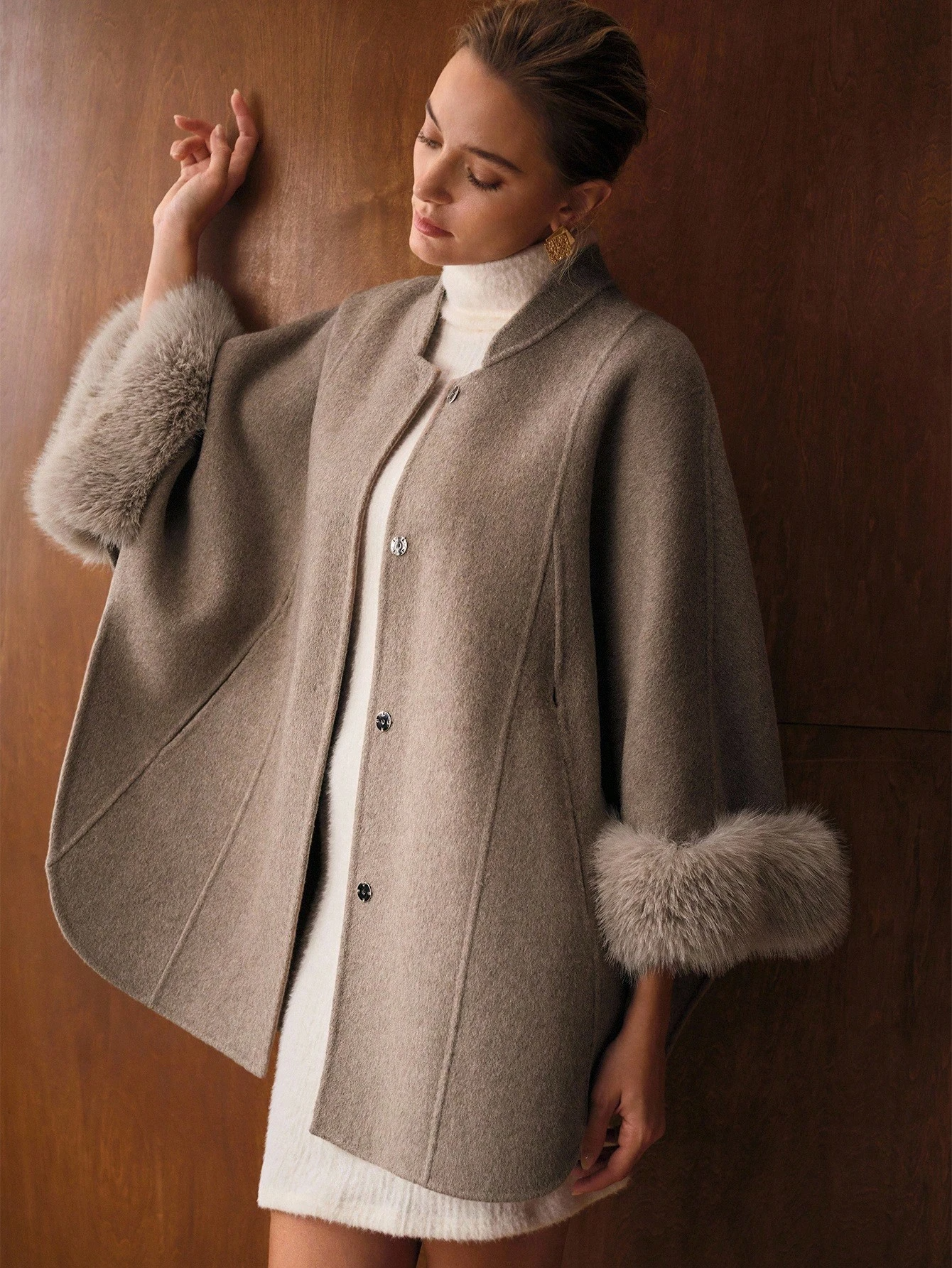 Cashmere Oversized Coat With Faux Fur